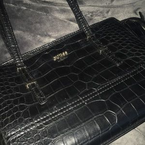 Guess hand Bag great condition
